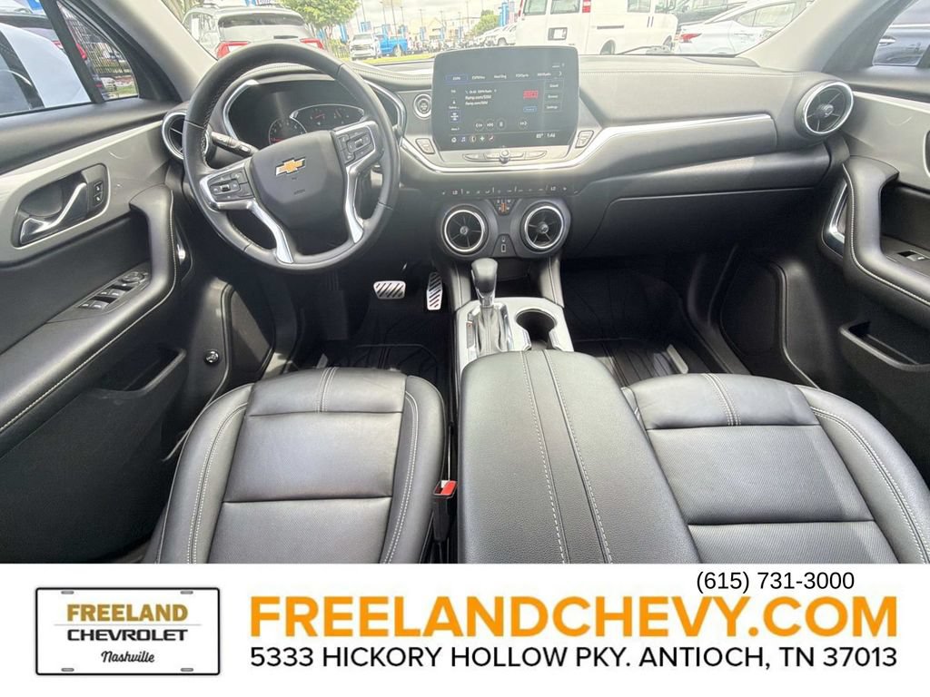 Used 2023 Chevrolet Blazer LT FWD image 19