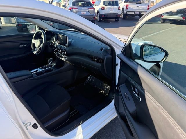 Used 2023 Nissan Sentra SV image 13