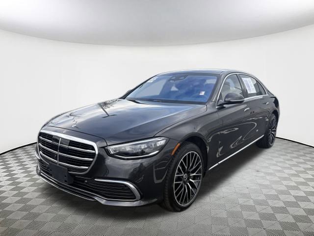 Used 2022 Mercedes-Benz S 580 4MATIC Sedan image 3
