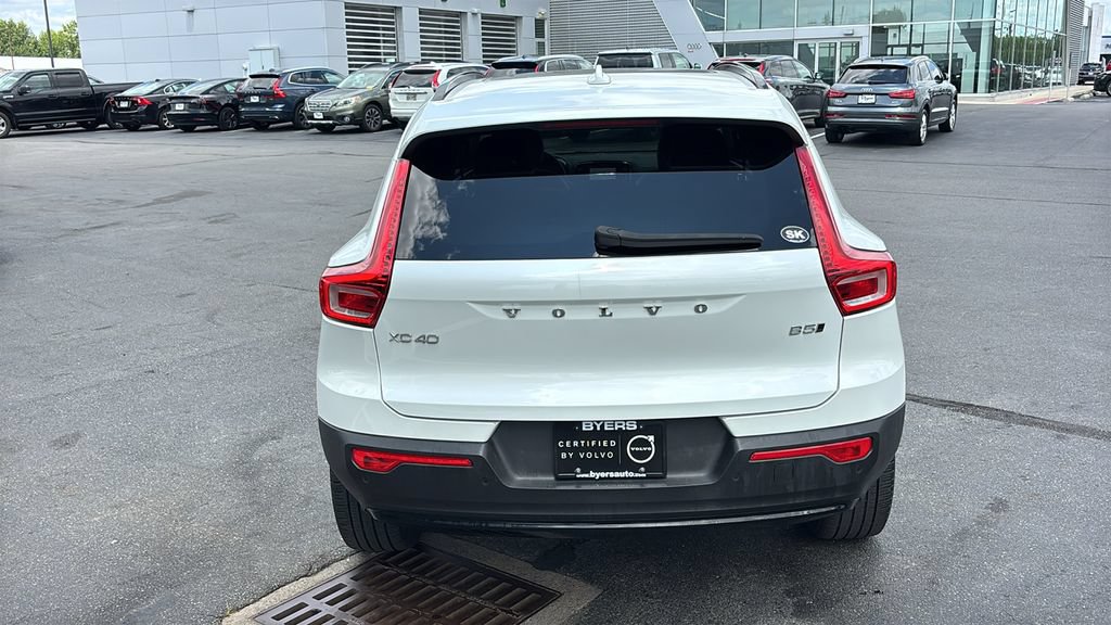 Used 2023 Volvo XC40 B5 Plus w/ Driver Assist Package AWD/4WD image 30