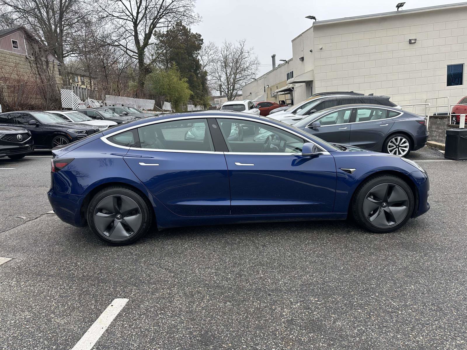 Used 2019 Tesla Model 3 Long Range AWD/4WD image 2