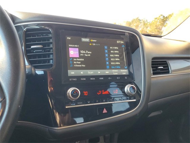 Used 2020 Mitsubishi Outlander SEL image 20