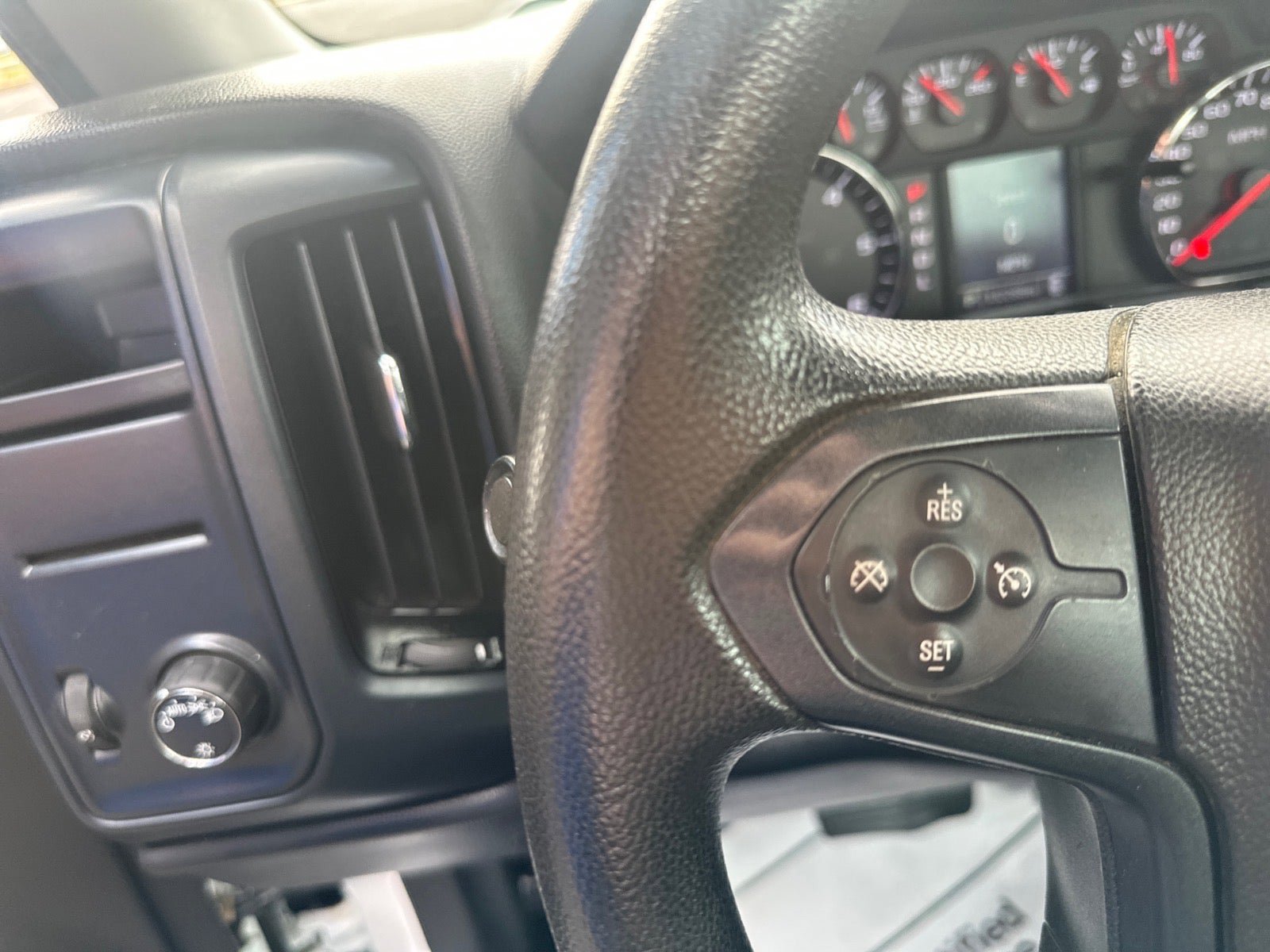 Used 2021 Chevrolet Silverado 1500 W/T RWD image 19