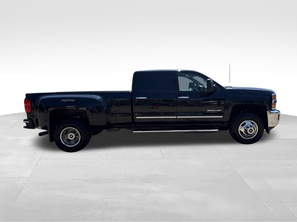 Used 2015 Chevrolet Silverado 3500 LTZ AWD/4WD image 5