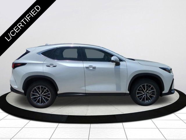 Used 2024 Lexus NX 250 FWD image 3