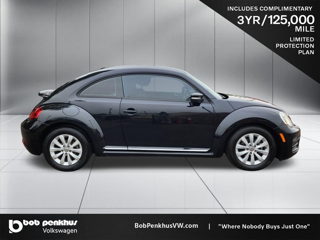 Used 2019 Volkswagen Beetle 2.0T SE FWD image 24