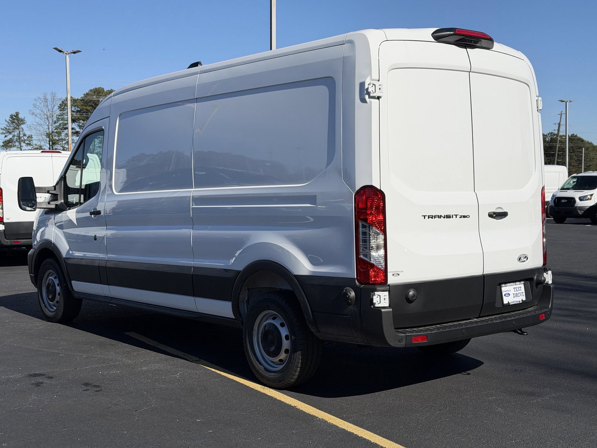 New 2026 Ford Transit 250 148 Medium Roof w/ HVAC Trade Package RWD image 23