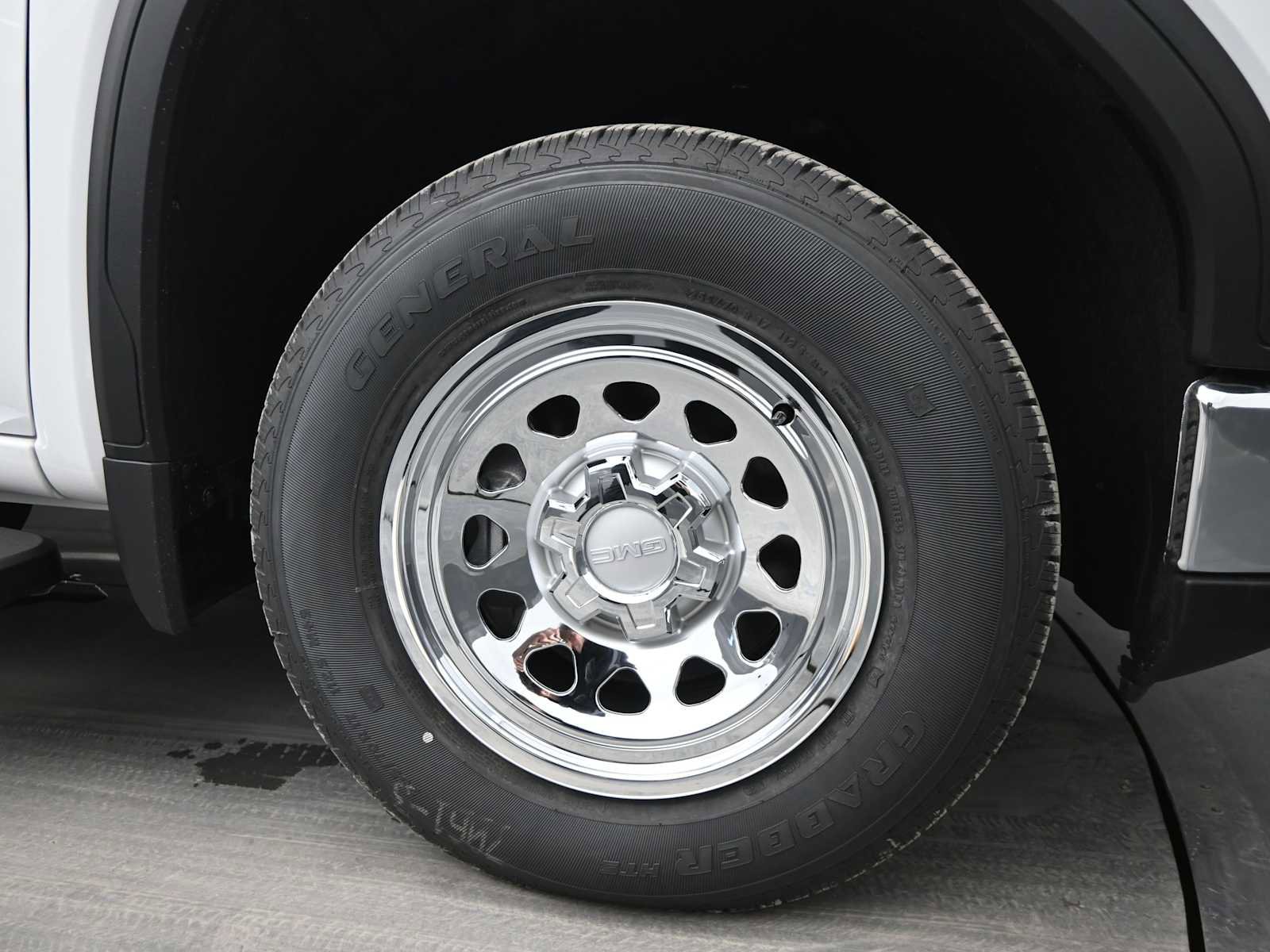 New 2026 GMC Sierra 1500 SLE w/ Preferred Package image 10