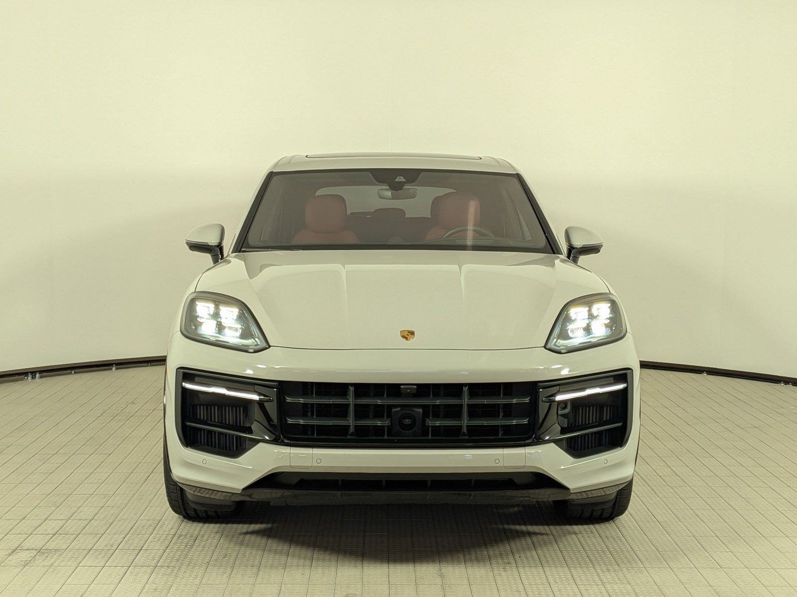 Used 2026 Porsche Cayenne GTS AWD/4WD image 6