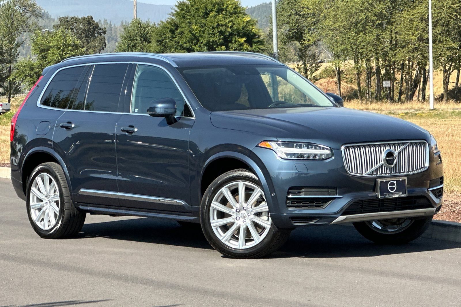 Used 2019 Volvo XC90 T8 Inscription w/ Advanced Package