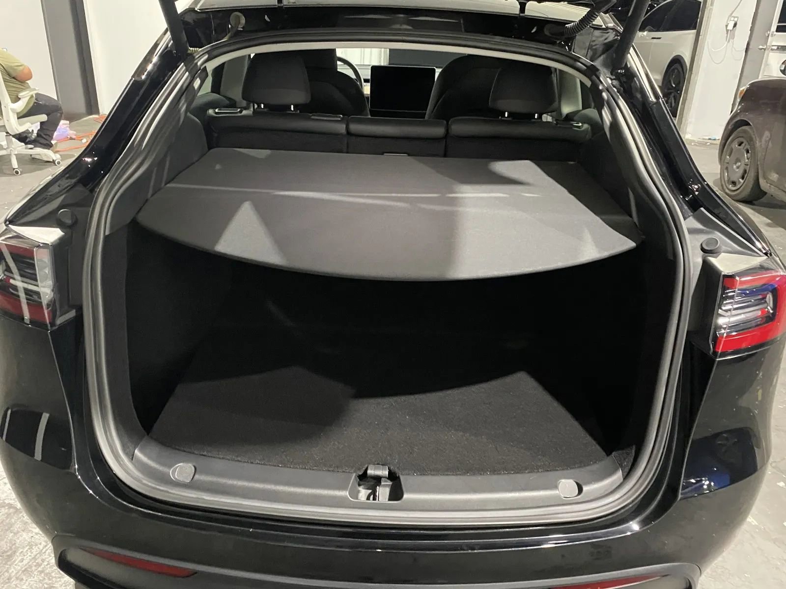 Used 2023 Tesla Model Y Performance image 8