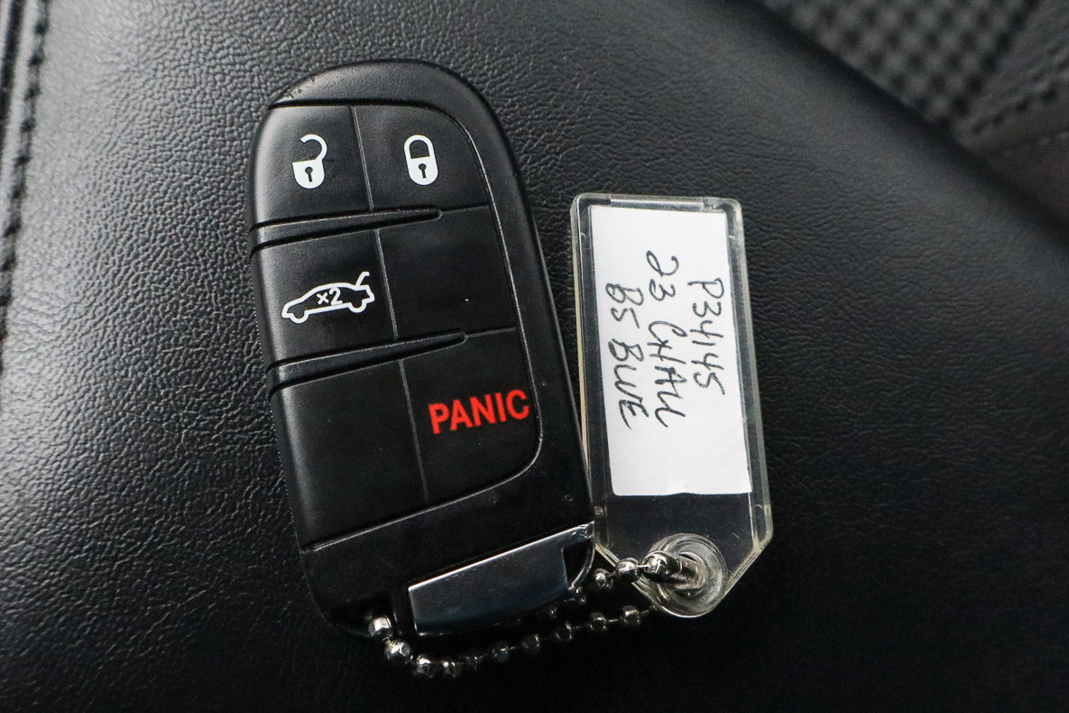 Used 2023 Dodge Challenger SXT image 27