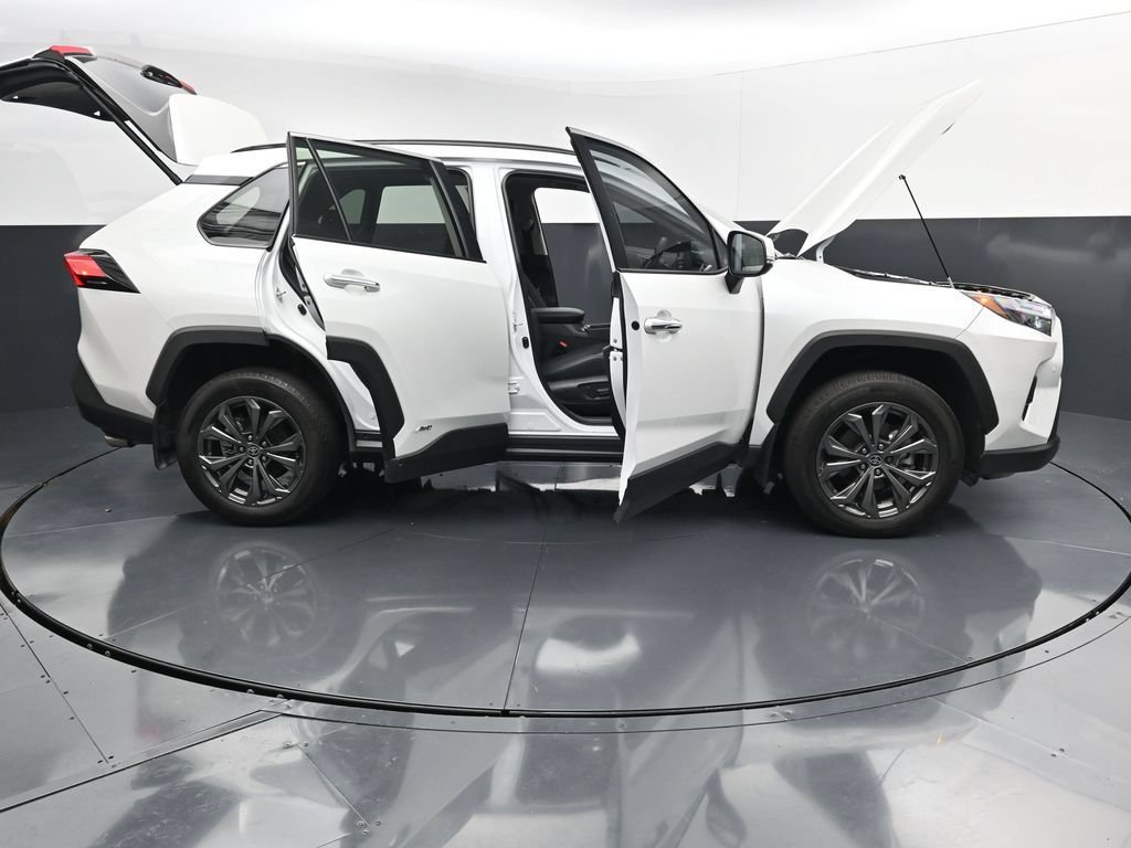 Used 2024 Toyota RAV4 Limited w/ Advanced Technology Package AWD/4WD image 40