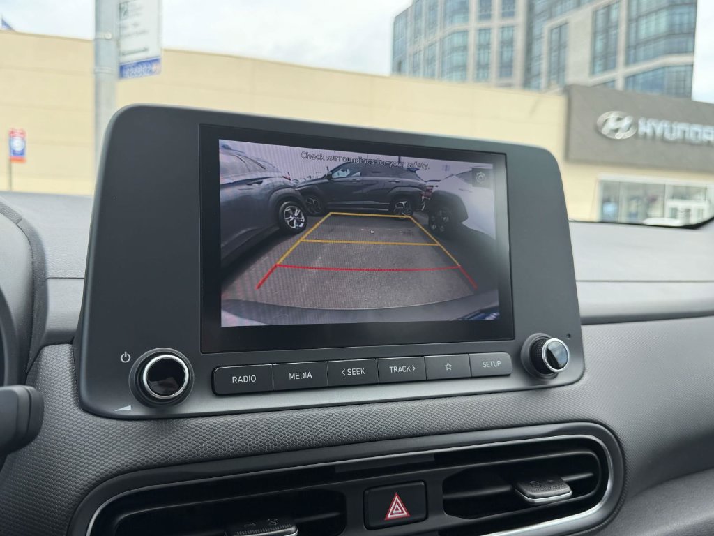 Certified 2023 Hyundai Kona SEL AWD/4WD image 29