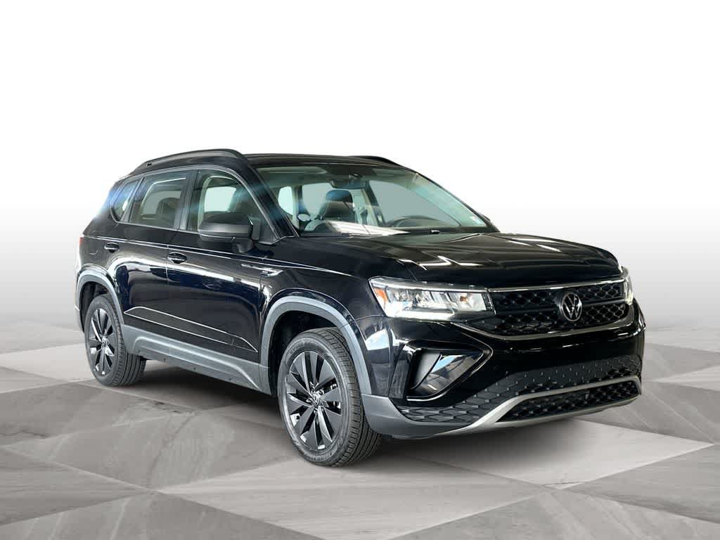 Certified 2023 Volkswagen Taos S FWD image 2