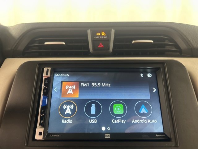 Used 2021 Nissan Versa SV image 14