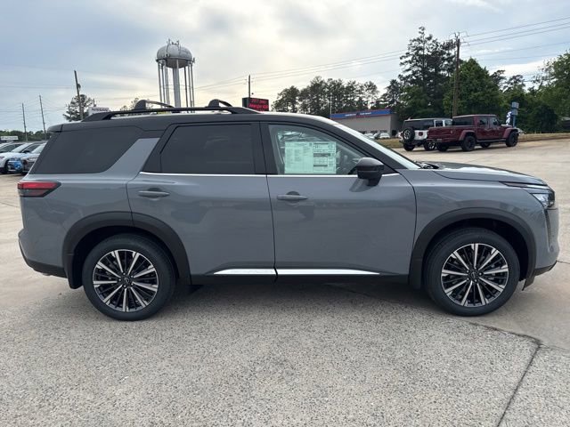 New 2026 Nissan Pathfinder Platinum AWD/4WD image 5
