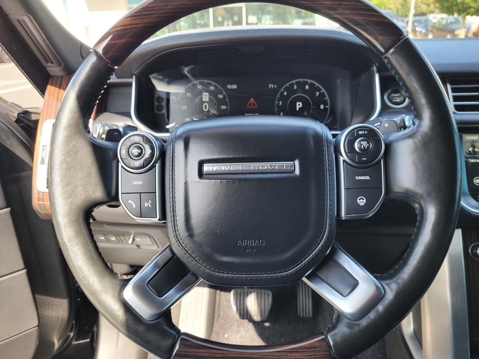 Used 2017 Land Rover Range Rover HSE AWD/4WD image 34