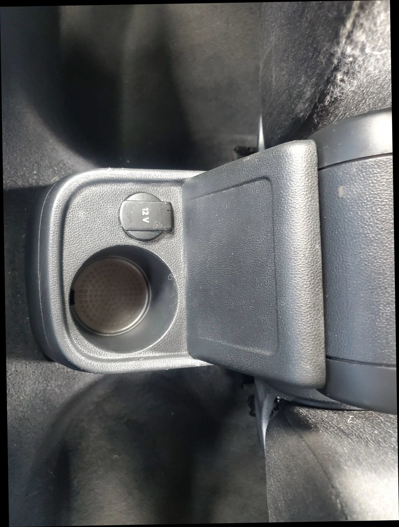 Used 2019 Volkswagen Beetle 2.0T S FWD image 26