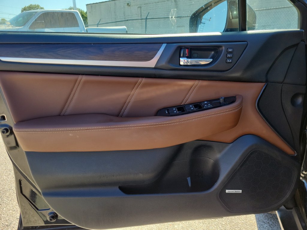Used 2019 Subaru Outback 2.5i Touring AWD/4WD image 17