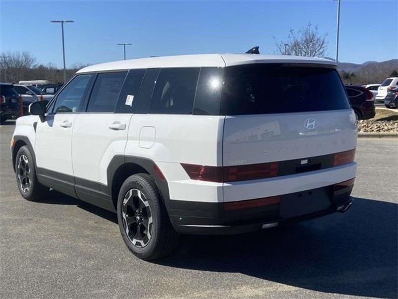 Certified 2025 Hyundai Santa Fe SE image 4