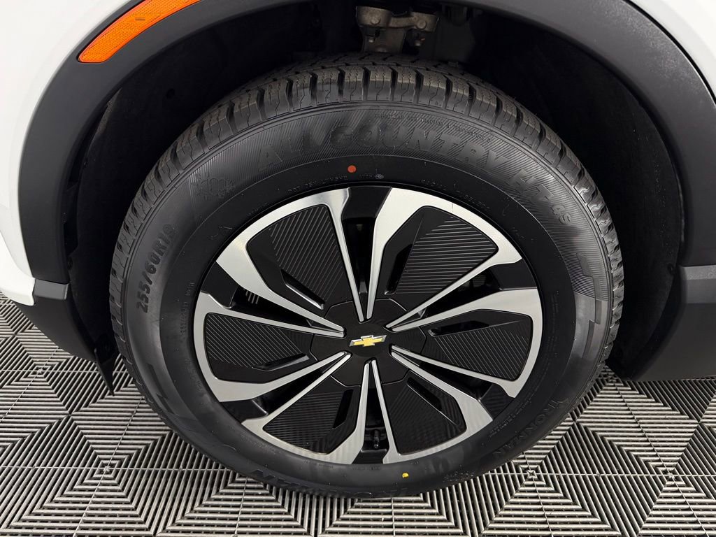 Used 2025 Chevrolet Blazer EV LT image 11