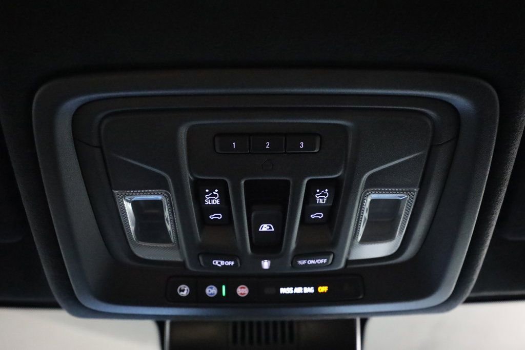 Used 2024 GMC Sierra 3500 Denali Ultimate image 42