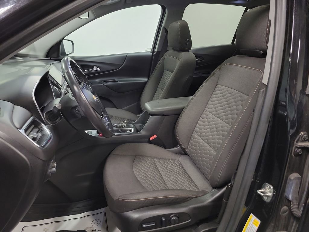 Used 2019 Chevrolet Equinox LT w/ Sun & Navigation Package image 14