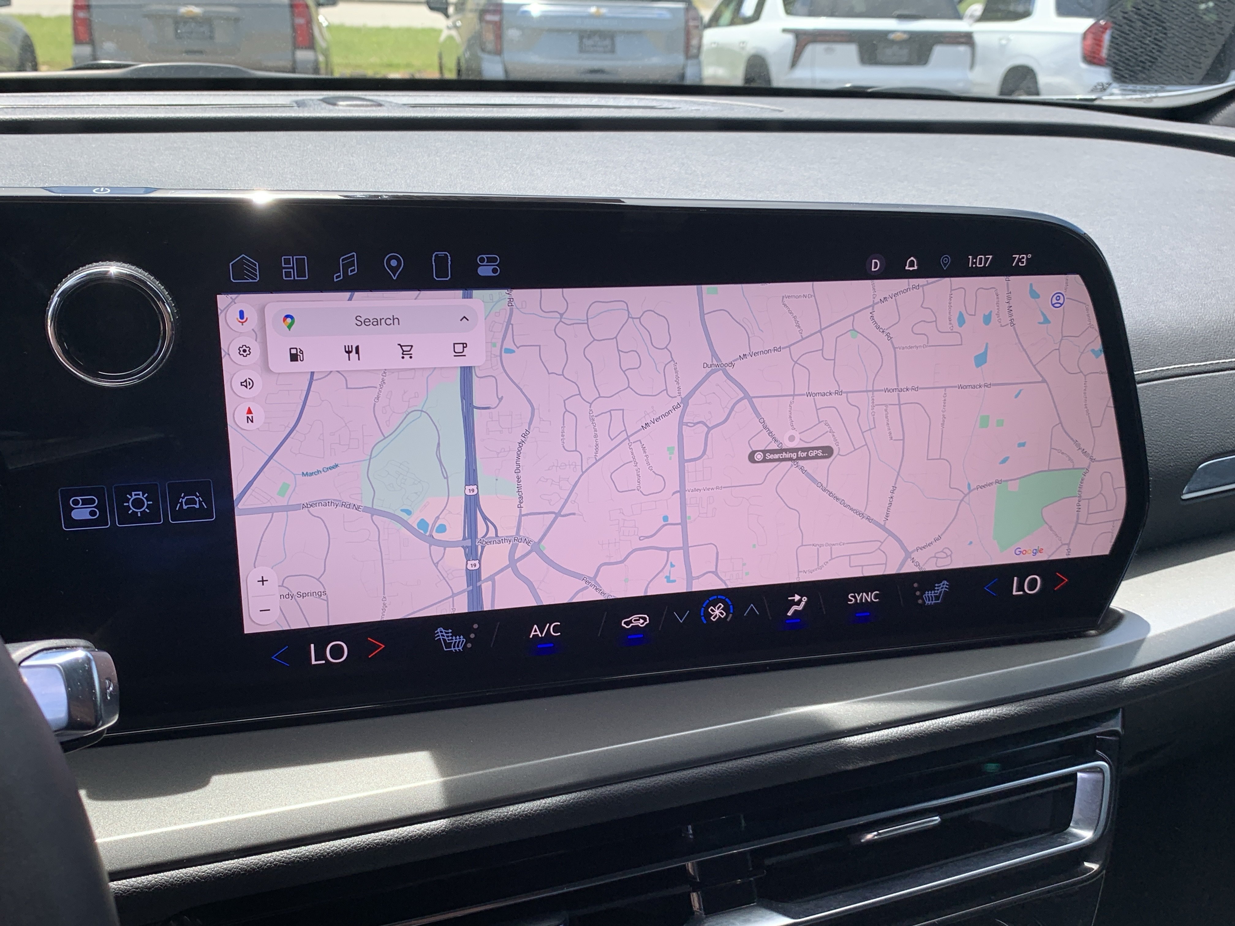 Used 2025 Chevrolet Traverse LT FWD image 31