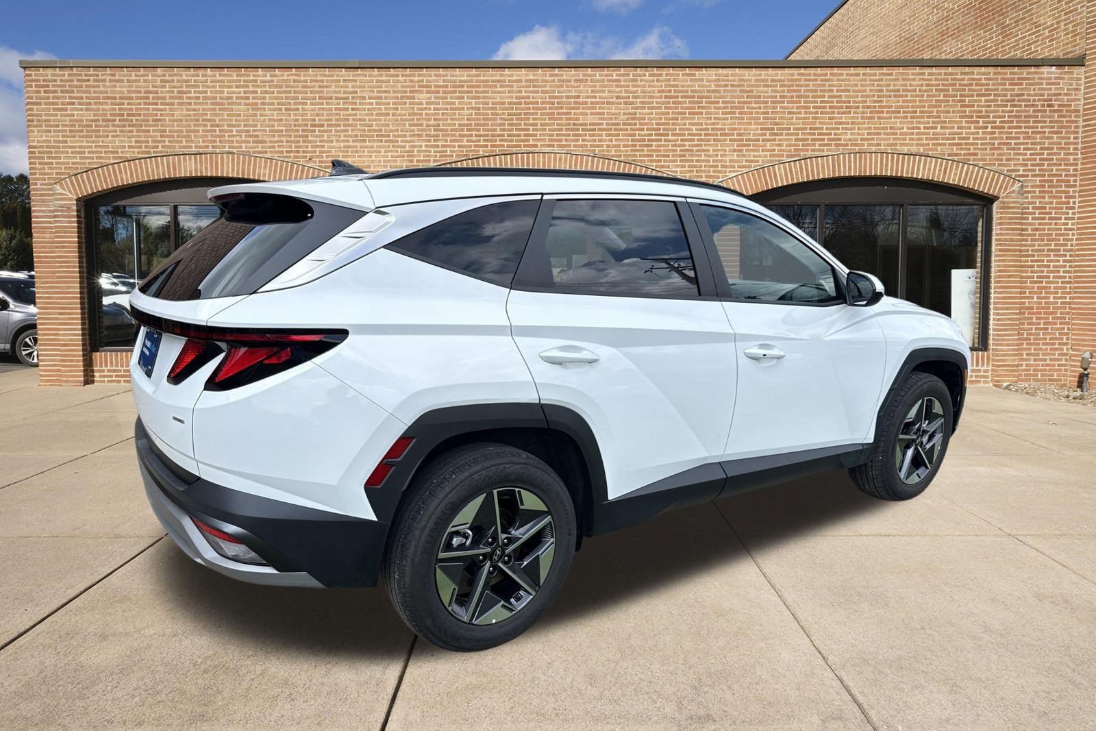Certified 2026 Hyundai Tucson SEL Plus AWD/4WD image 3