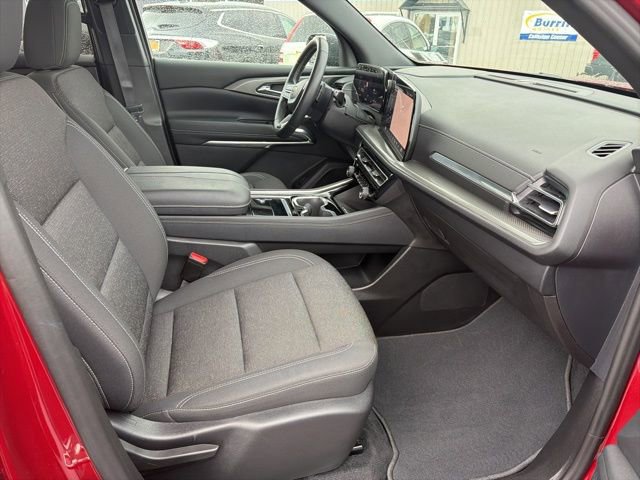 Used 2024 Chevrolet Traverse LT w/ LPO, Floor Liner Package image 23