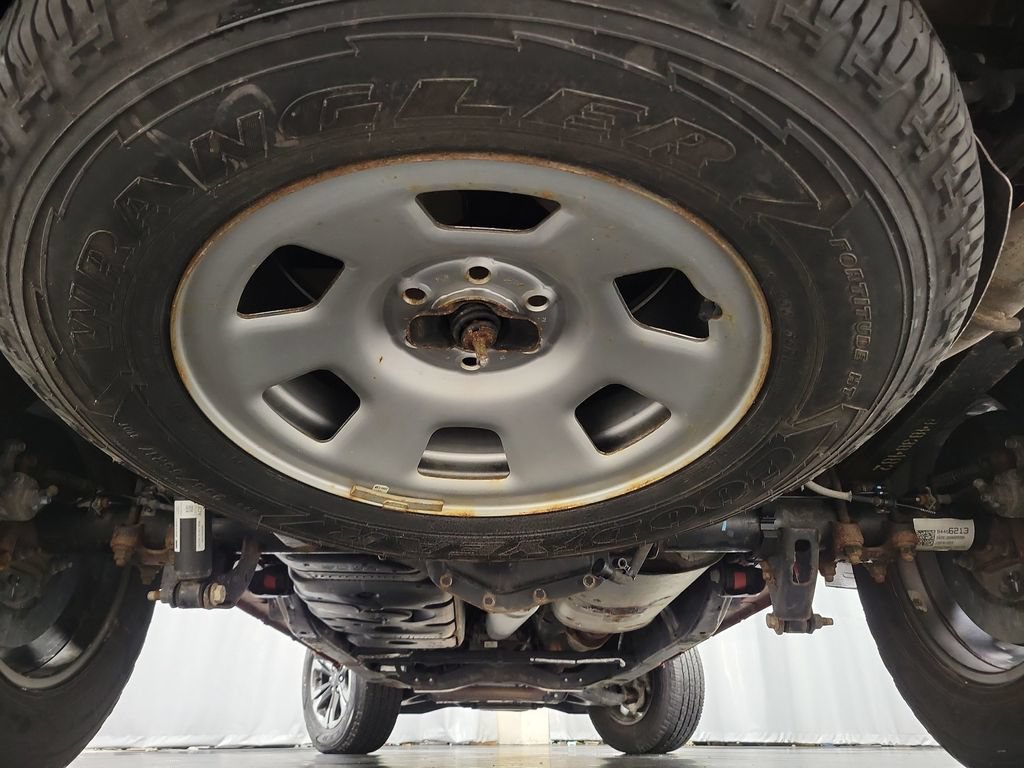Used 2021 Chevrolet Colorado Z71 RWD image 16