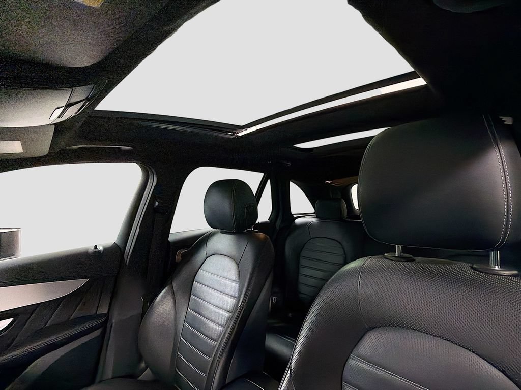 Used 2019 Mercedes-Benz GLC 43 AMG 4MATIC image 24
