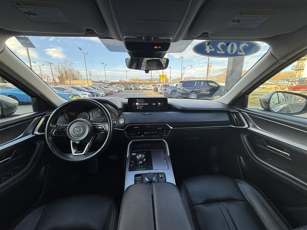 Used 2024 MAZDA CX-90 3.3 Turbo w/ Preferred Plus AWD/4WD image 29