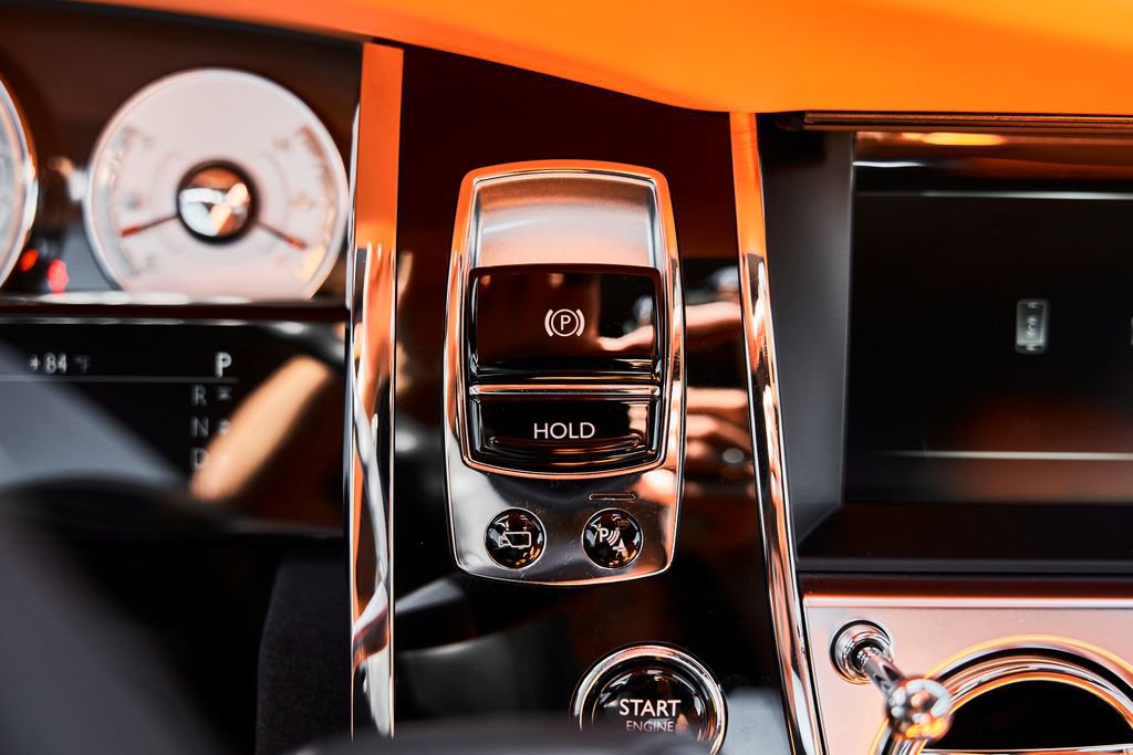 Used 2020 Rolls-Royce Wraith RWD image 53