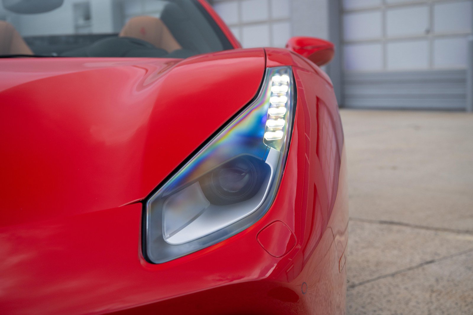 Used 2018 Ferrari 488 Spider RWD image 15