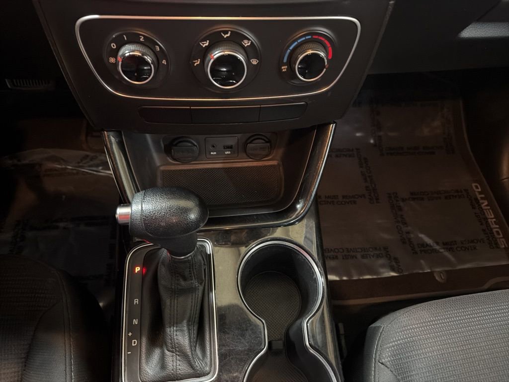 Used 2015 Kia Sorento LX image 23