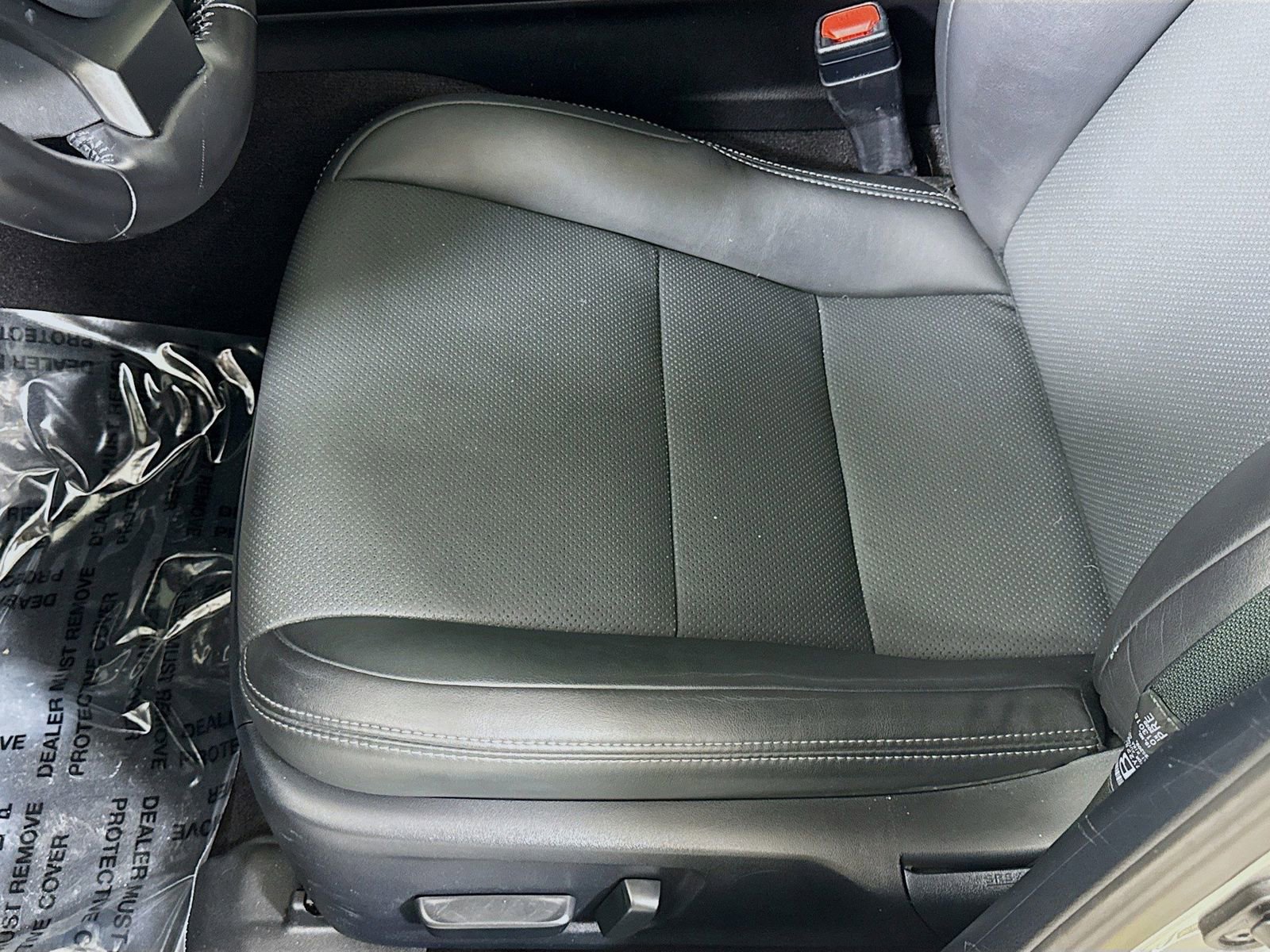 Used 2021 Lexus IS 300 300 w/ Comfort Package image 12