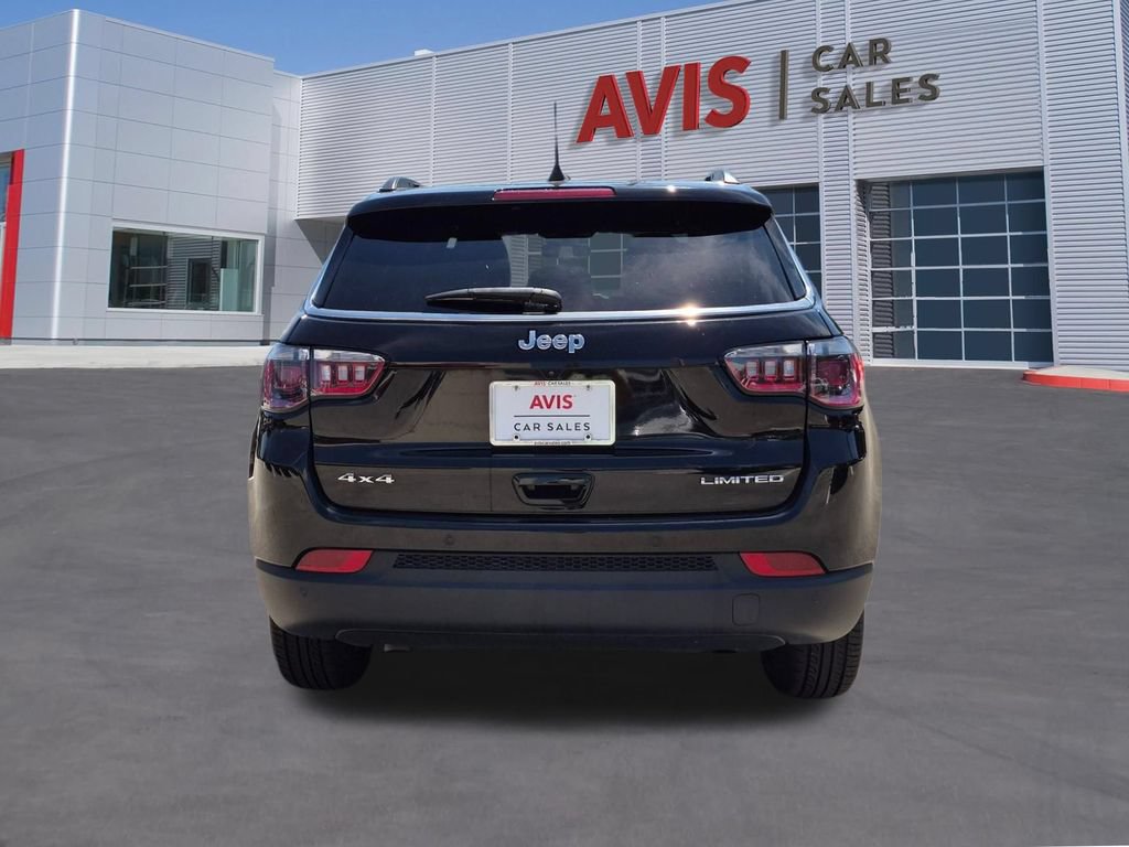 Used 2025 Jeep Compass Limited AWD/4WD image 7