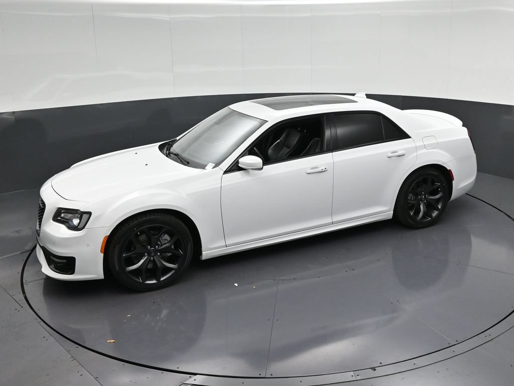 Used 2023 Chrysler 300 S w/ Comfort Group RWD image 24
