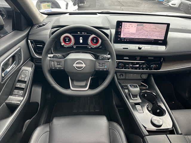 Used 2026 Nissan Rogue Platinum w/ Platinum Premium Package AWD/4WD image 11
