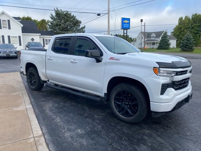 Used 2023 Chevrolet Silverado 1500 RST image 4