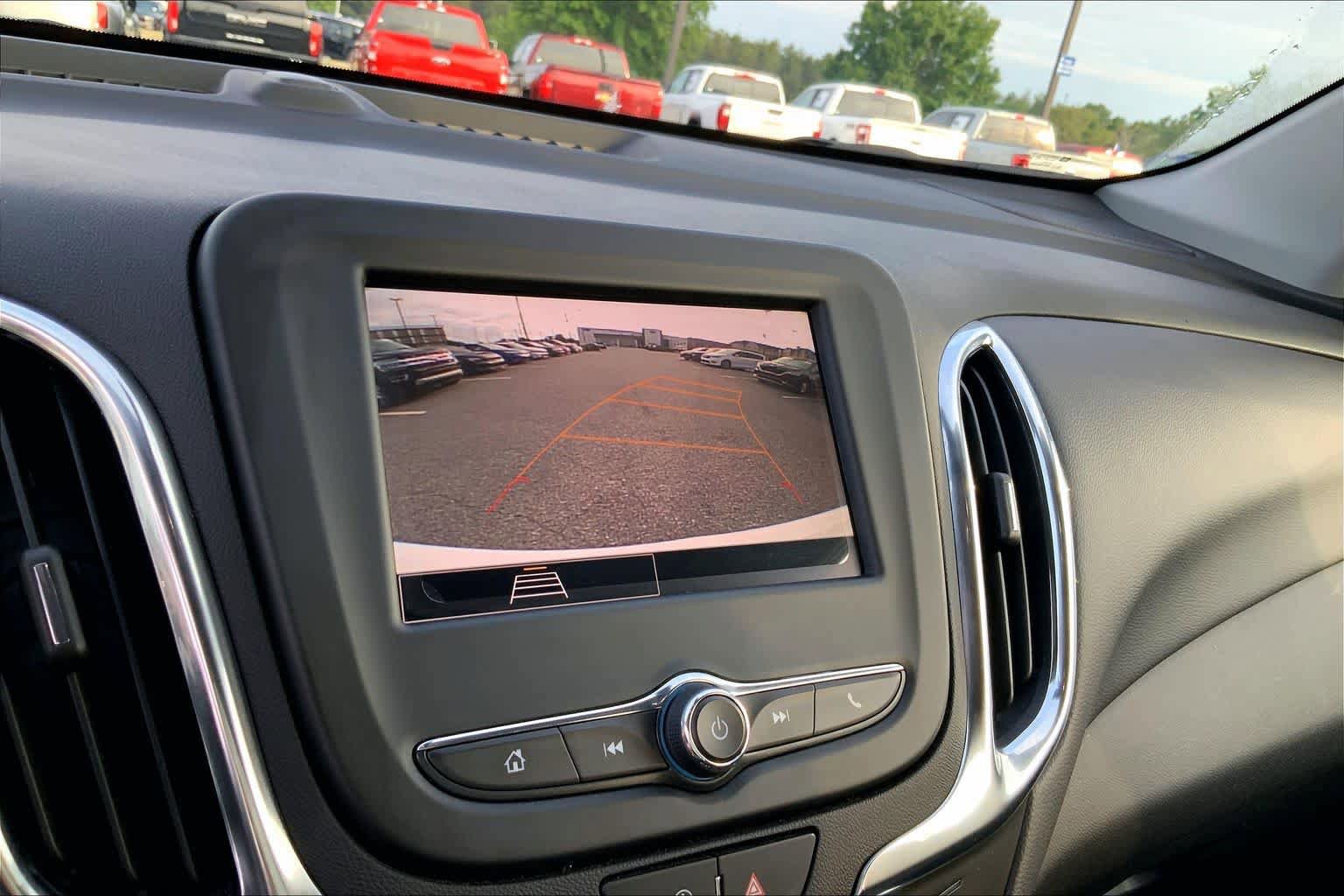 Used 2024 Chevrolet Equinox LT w/ LPO, Floor Liner Package FWD image 28