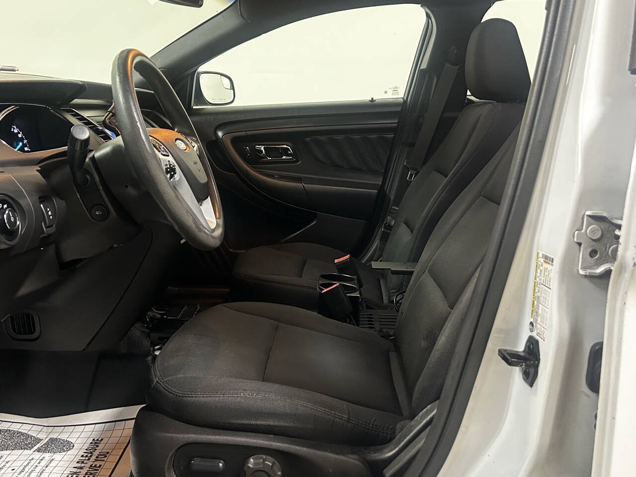 Used 2016 Ford Taurus Police Interceptor AWD image 24
