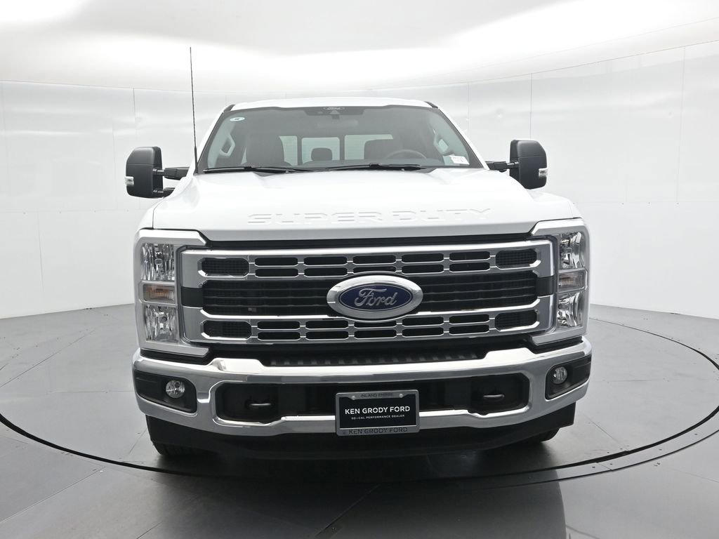 New 2026 Ford F350 XLT image 47