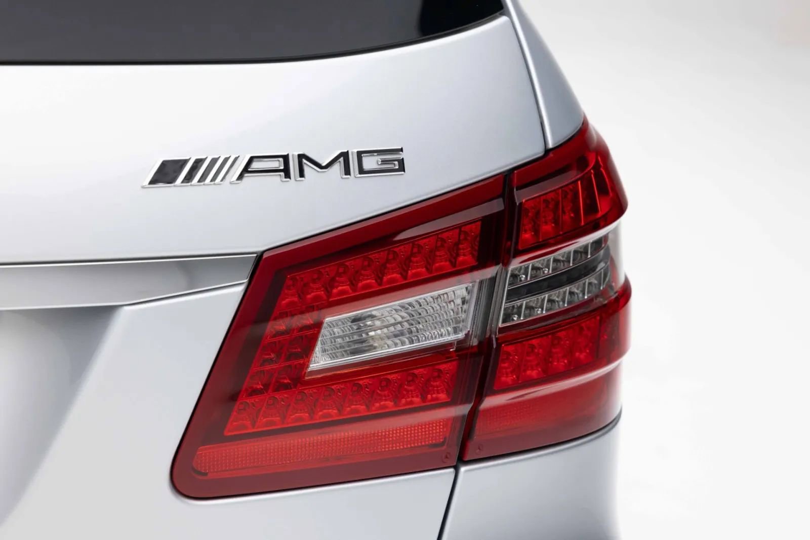 Used 2012 Mercedes-Benz E 63 AMG Wagon image 31