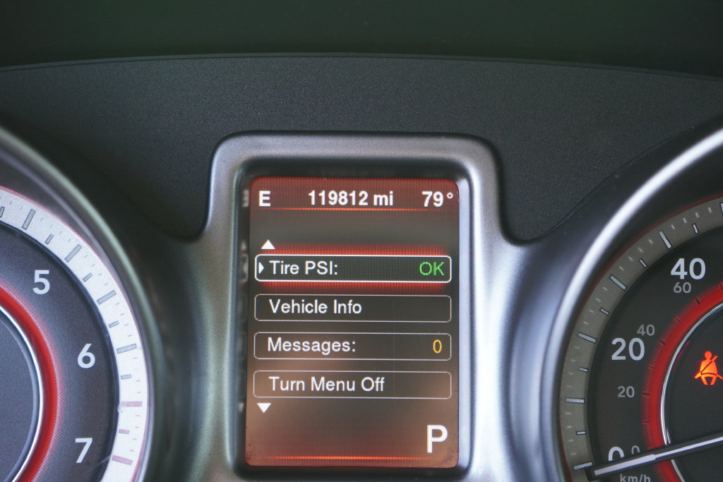 Used 2015 Dodge Journey Crossroad w/ Flexible Seating Group FWD image 19