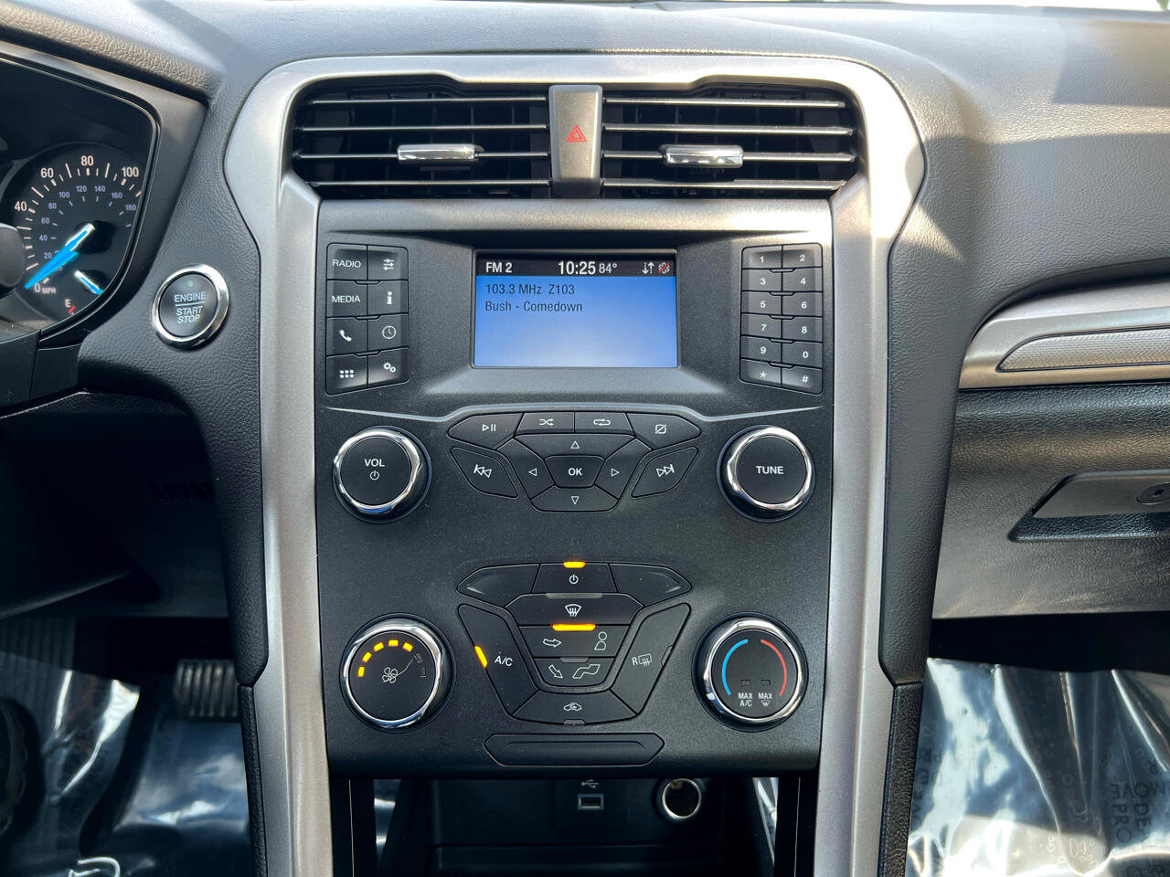 Used 2020 Ford Fusion S image 16