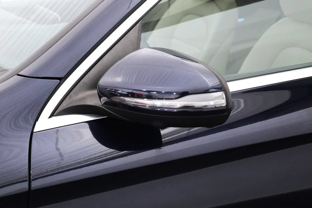 Used 2019 Mercedes-Benz GLC 300 4MATIC image 11