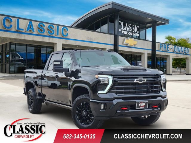 Used 2025 Chevrolet Silverado 2500 LTZ w/ LTZ Plus Package